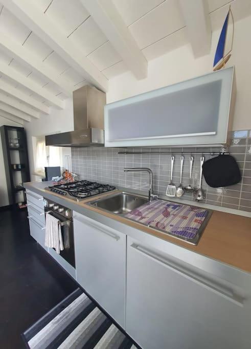 La Casa Di Elena Versilia - Two Apartment Marina di Pietrasanta
